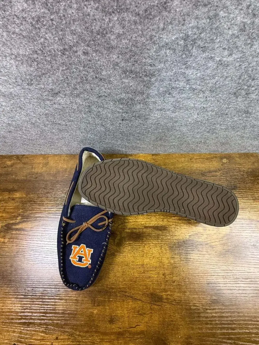 FOCO Auburn Tigers Men's Moccasin Slippers